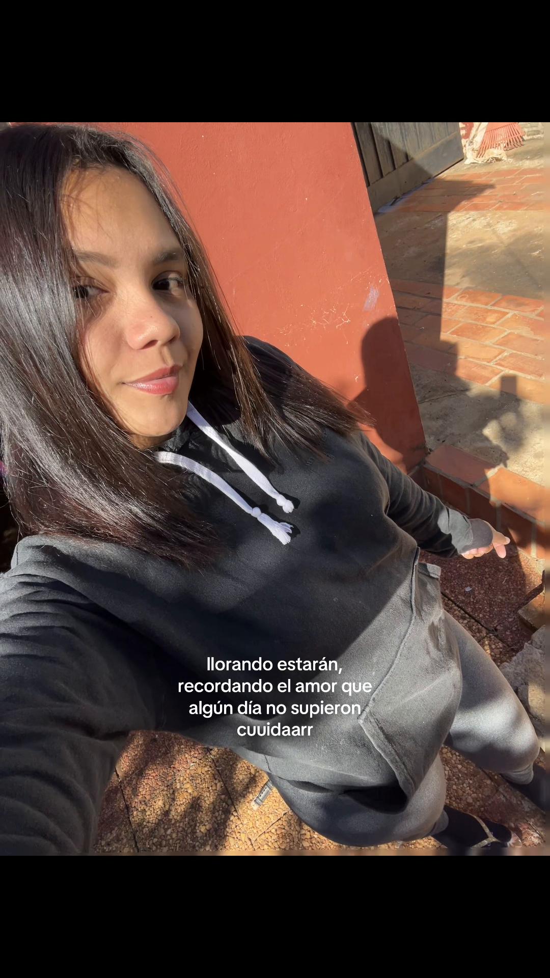 @María