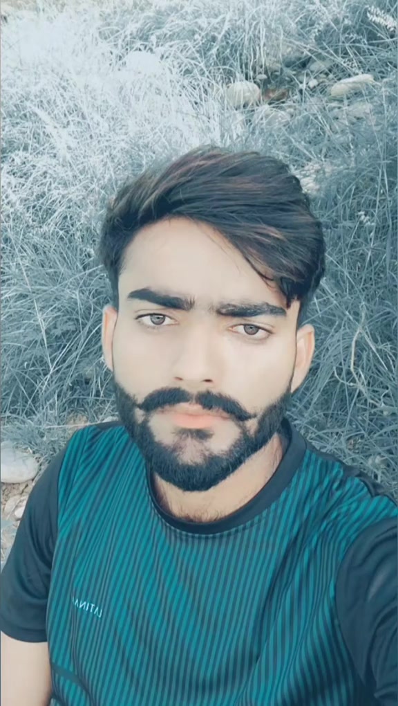 @🔥راجہ شجر نگیال👑