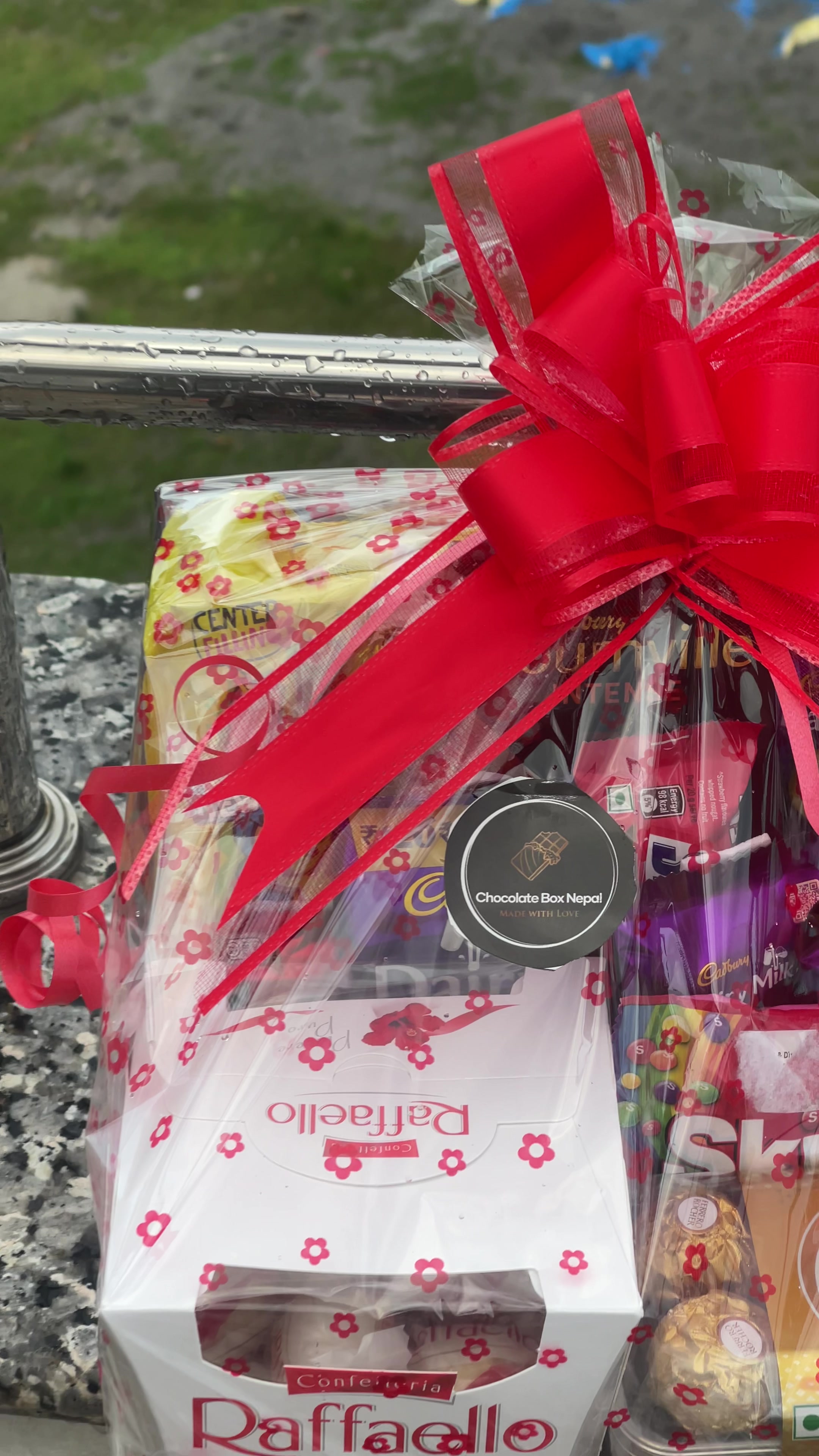 @nepalchocolatebox