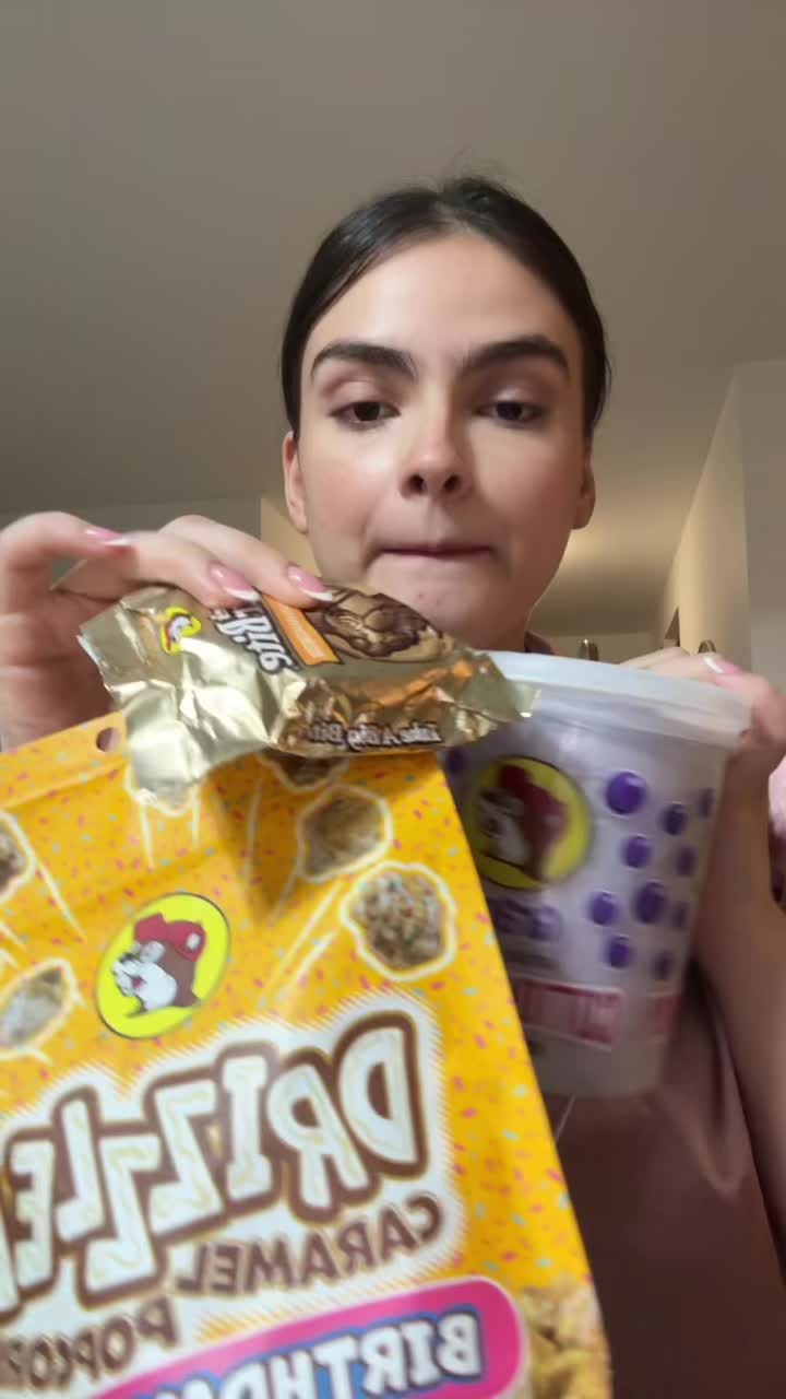 @Camila Echeverri