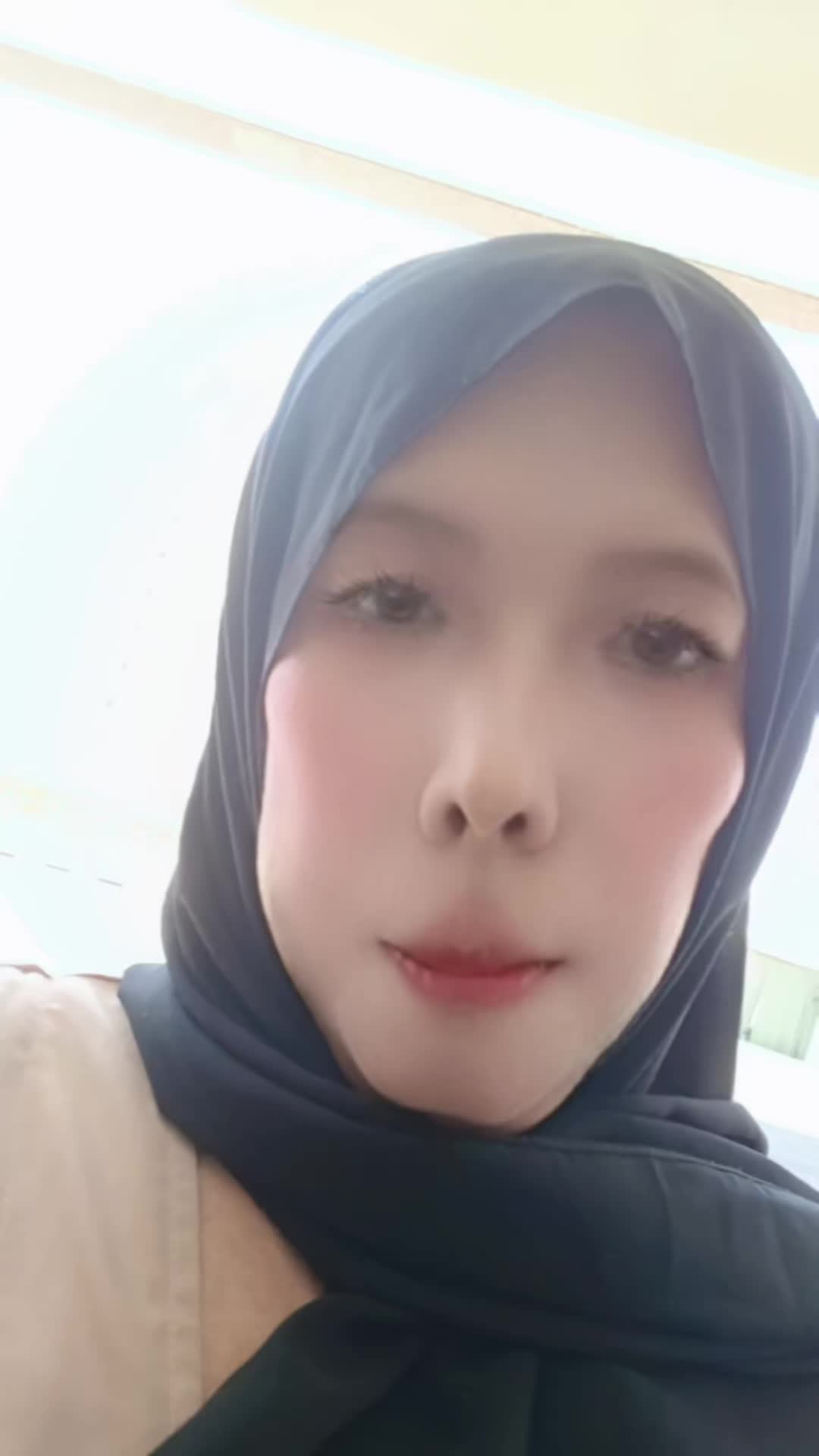 @Rossa Indah Esyeam