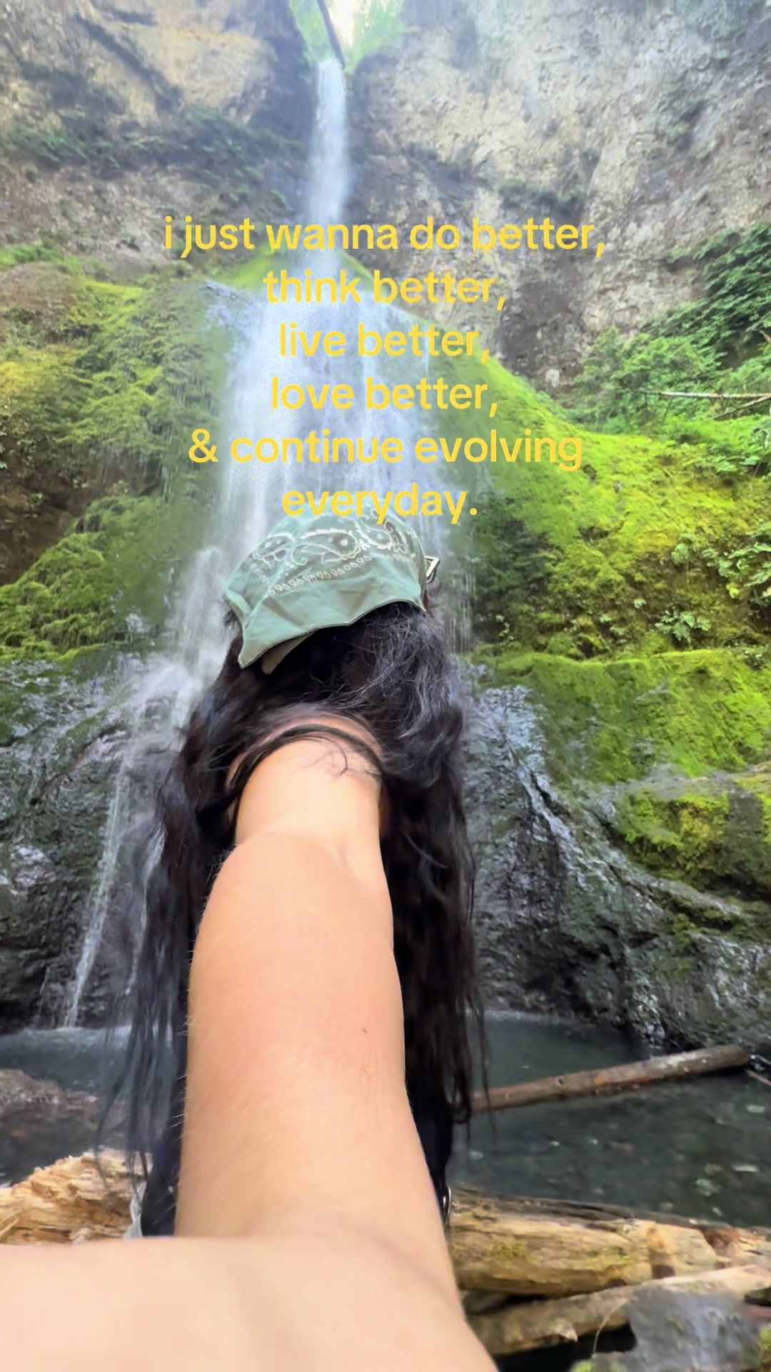 @mía