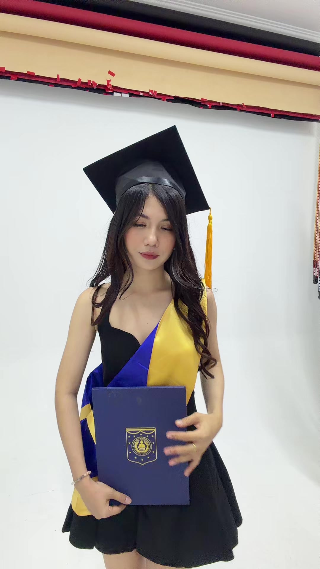 @SengHou-សេងហួ🦭