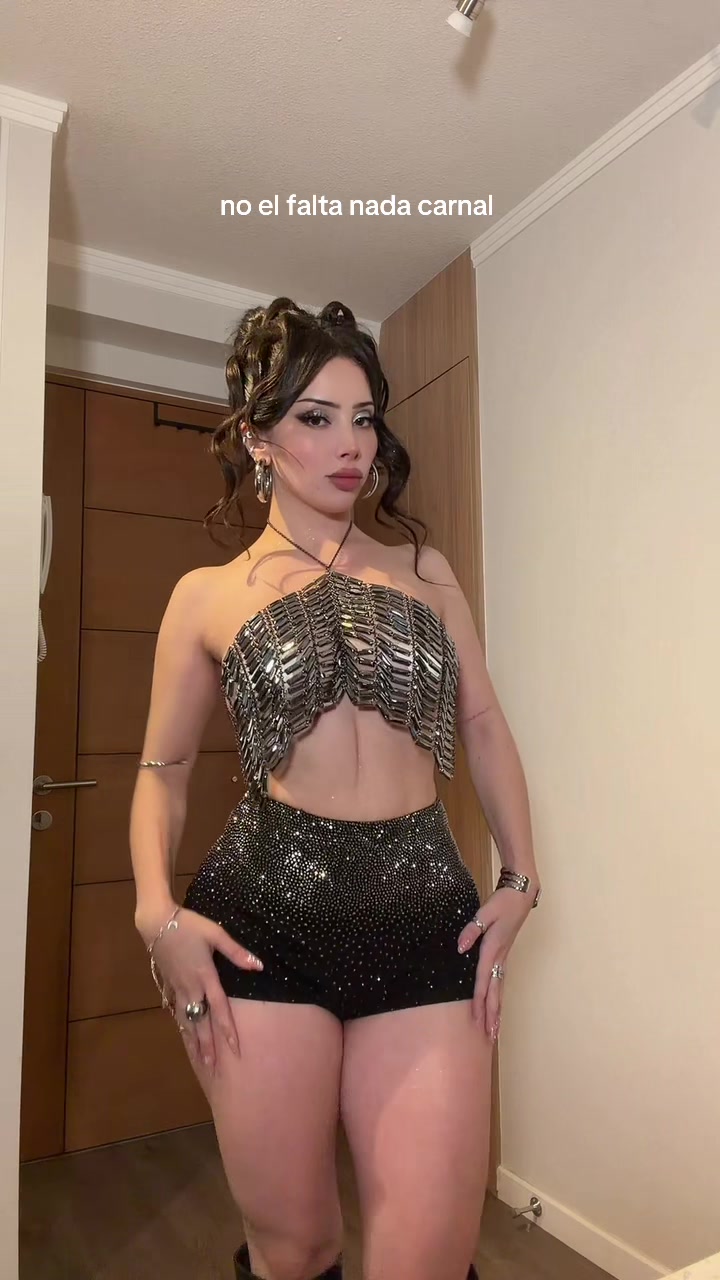 @vaimonroe