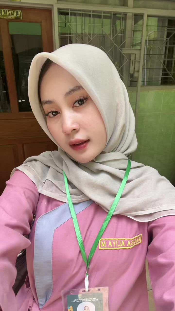 @عالية