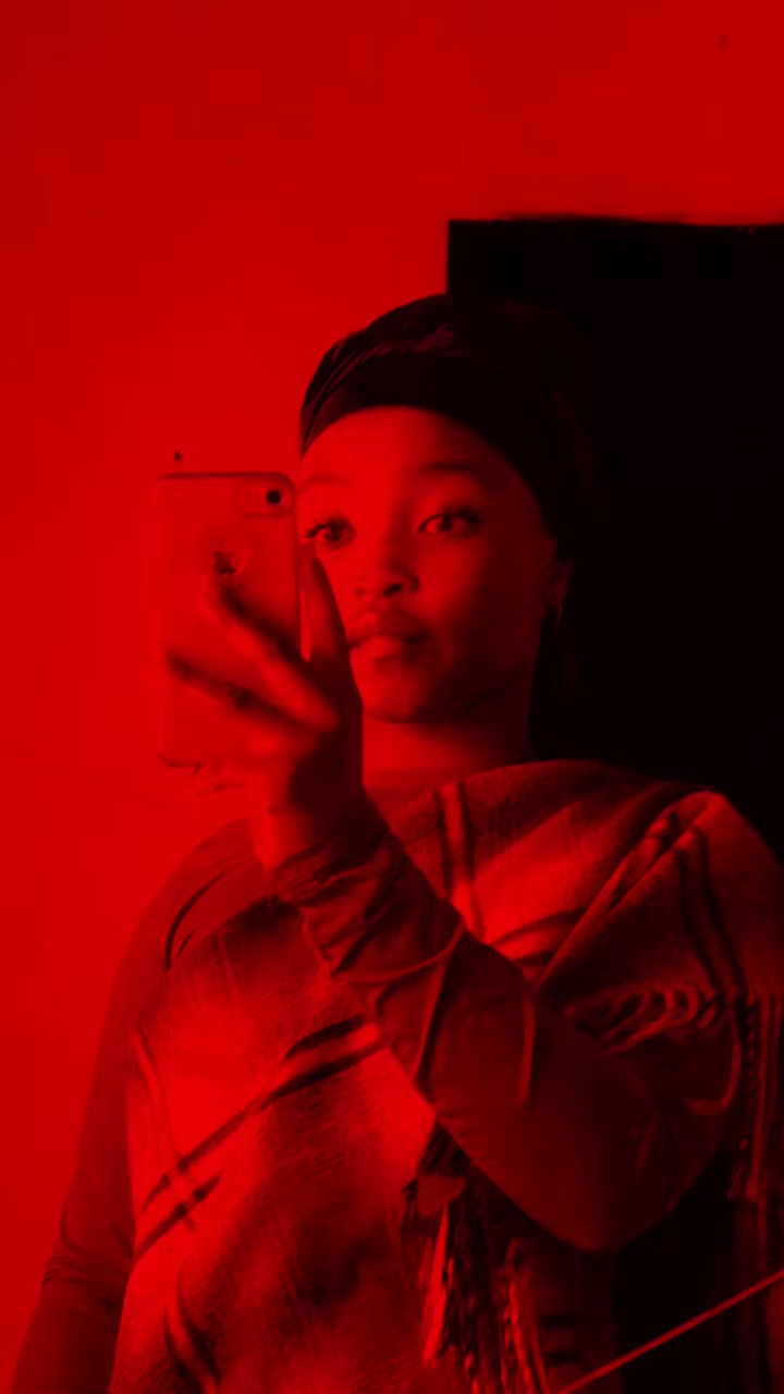 @NizoleNkabi