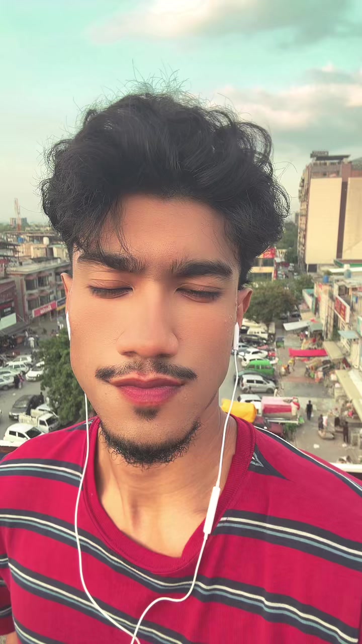 @𝐌𝐞𝐞𝐫𝐚𝐧🕊️