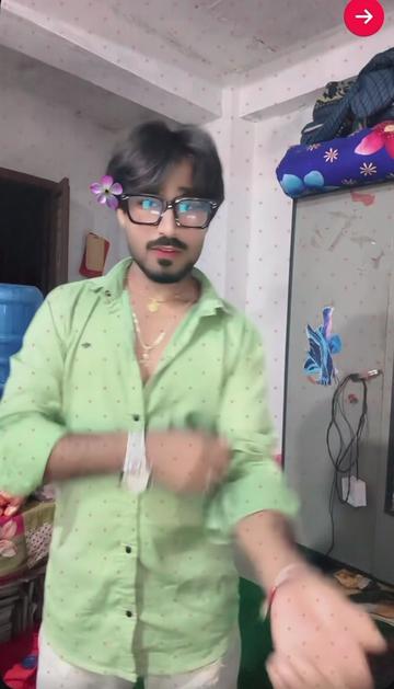 @Jr:COME_Less