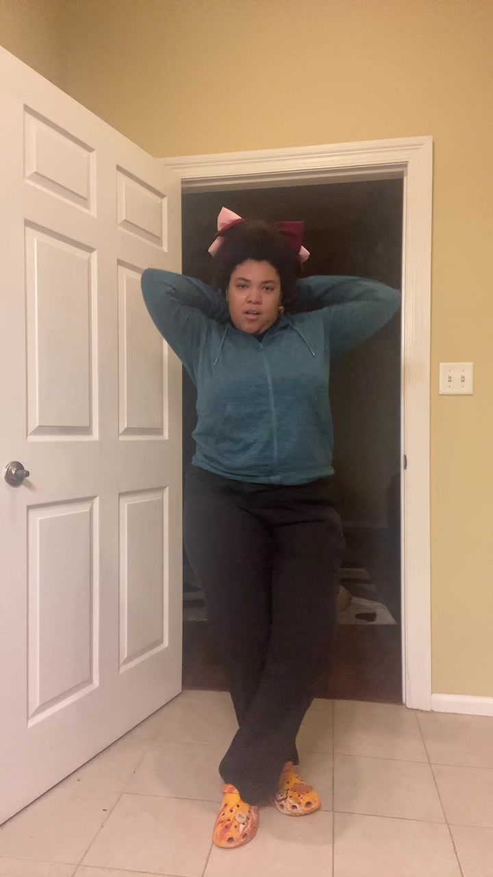 @5'6 Diva