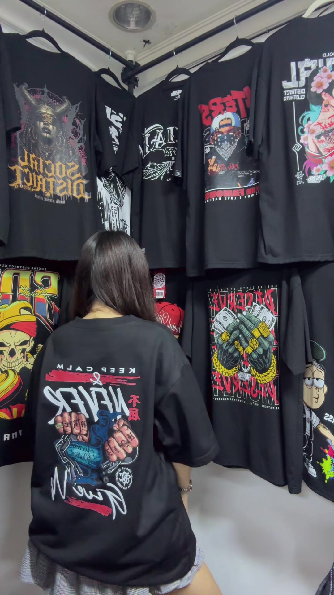 @SOCIAL DISTRICT CLOTHING