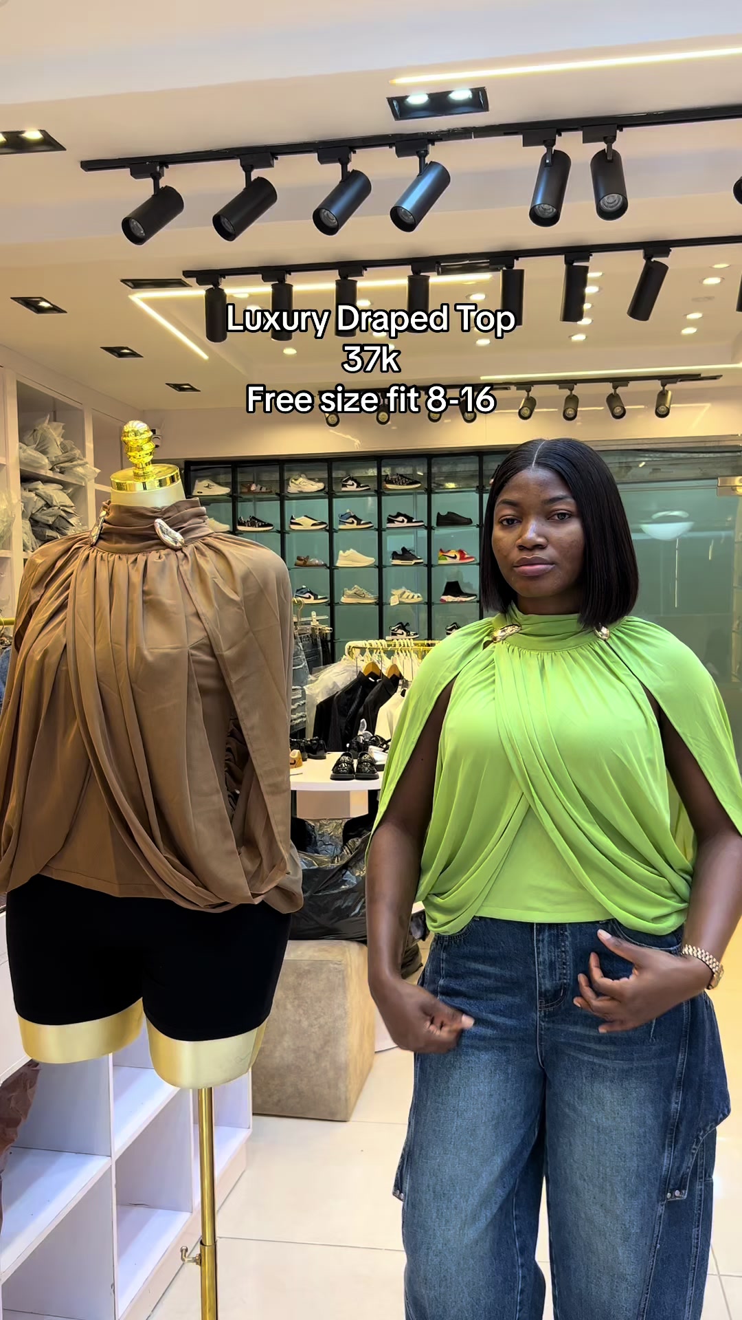 @CLASSIC JOYCE BAGS & CLOTHES🎀