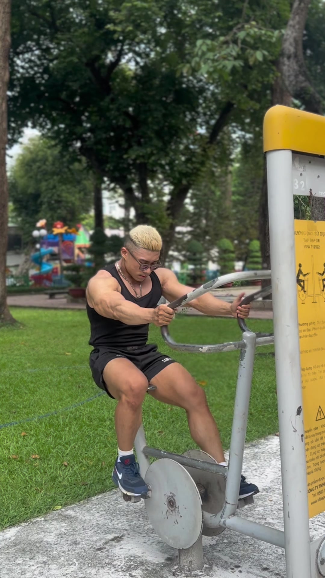 @Tập&ensp;Tạ&ensp;C&ugrave;ng&ensp;Đắc