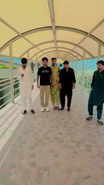 @ALI-GUJJAR👻