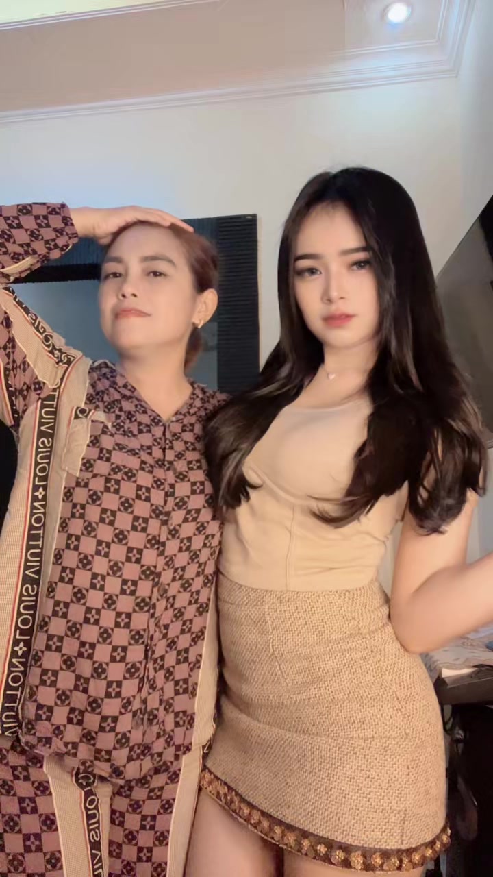 @restyreynida07