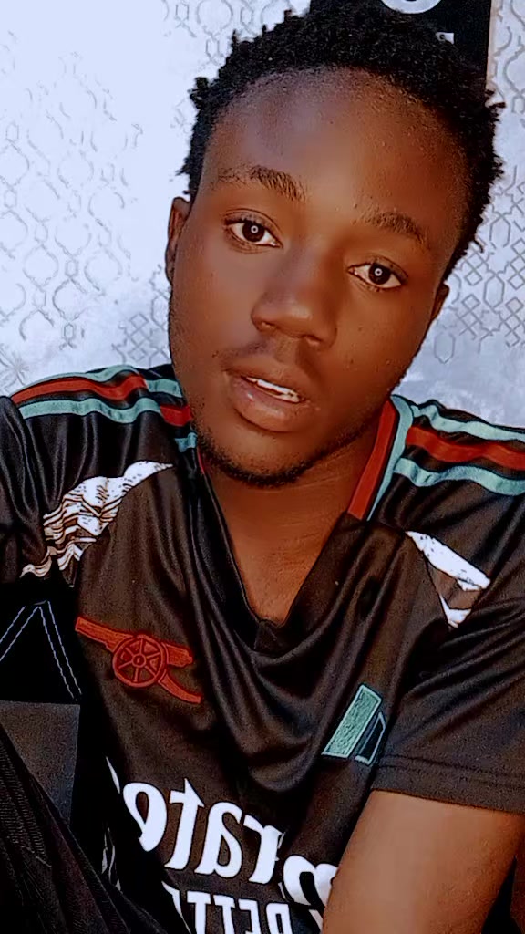 @🥹IT'S LEN😫