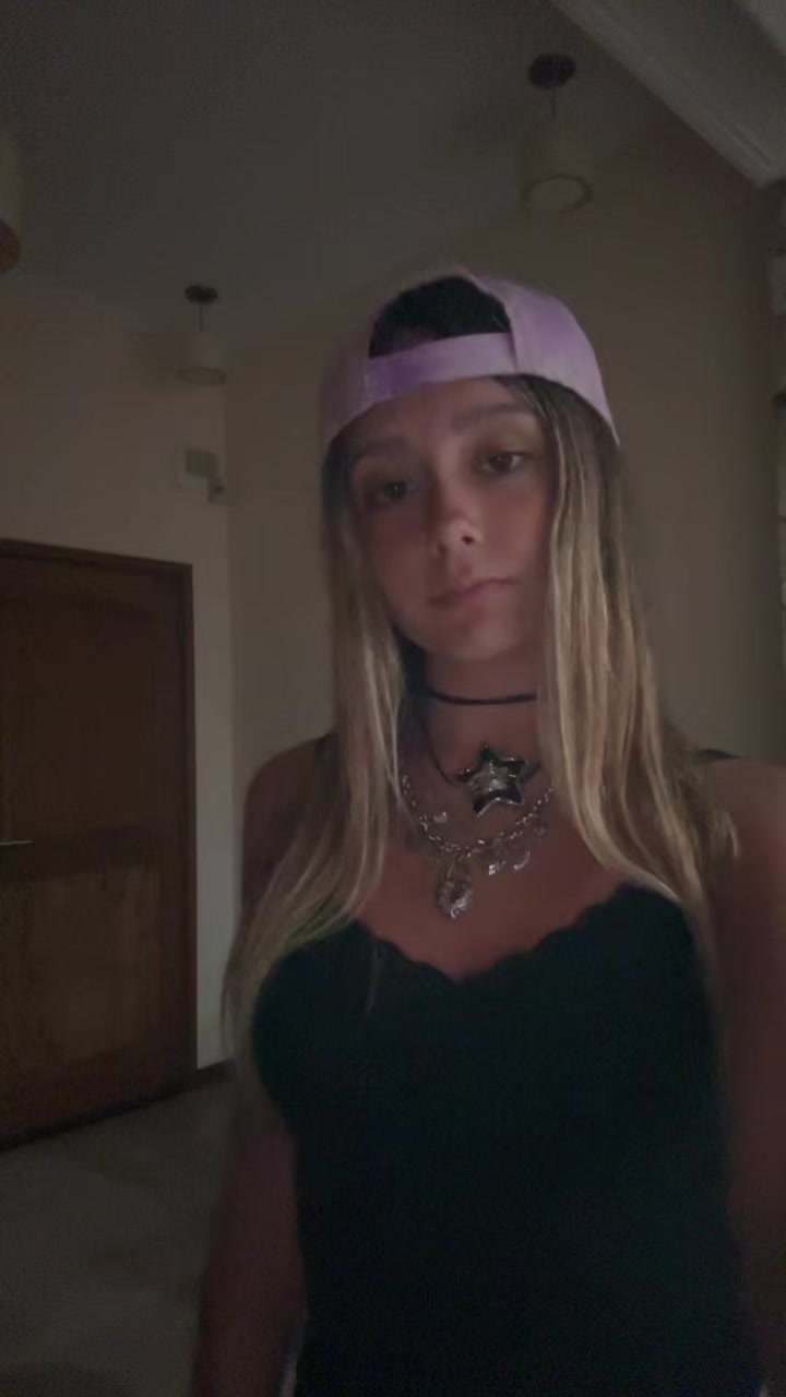 @𝐜𝐨★🪽