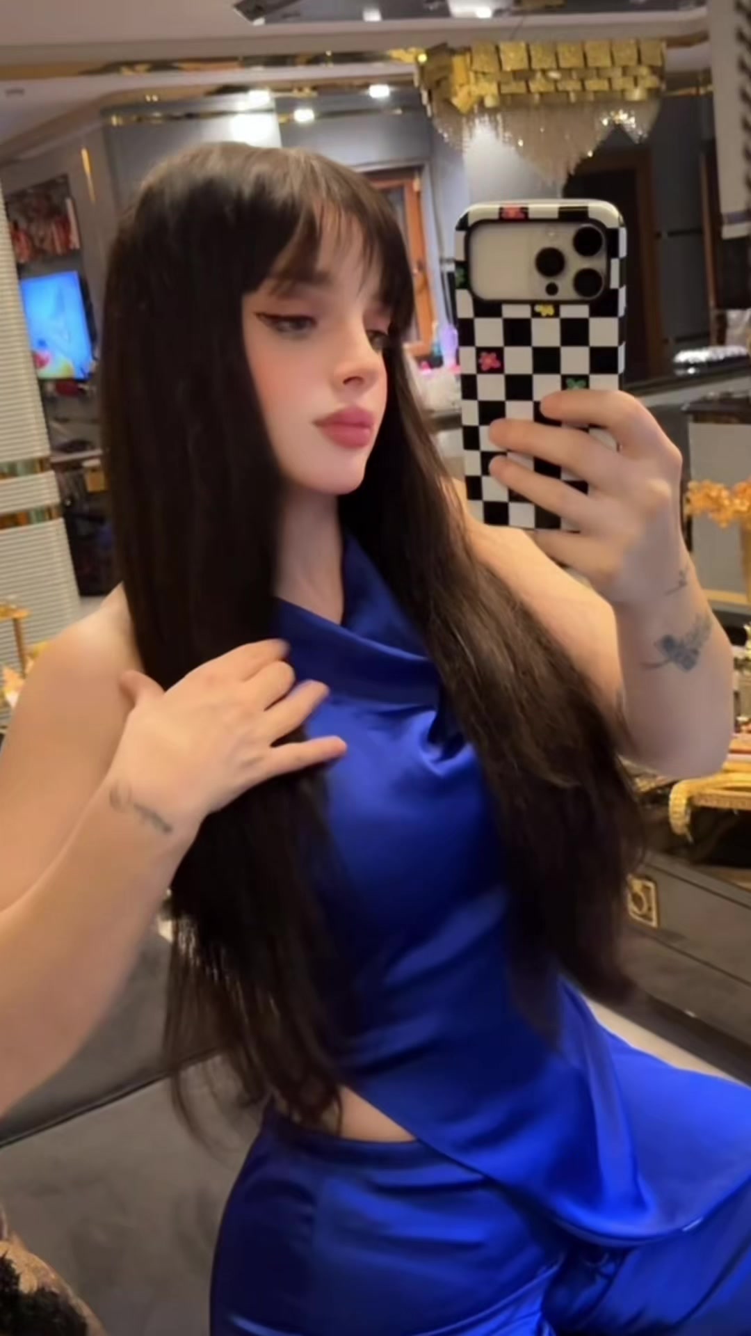 @Model rena