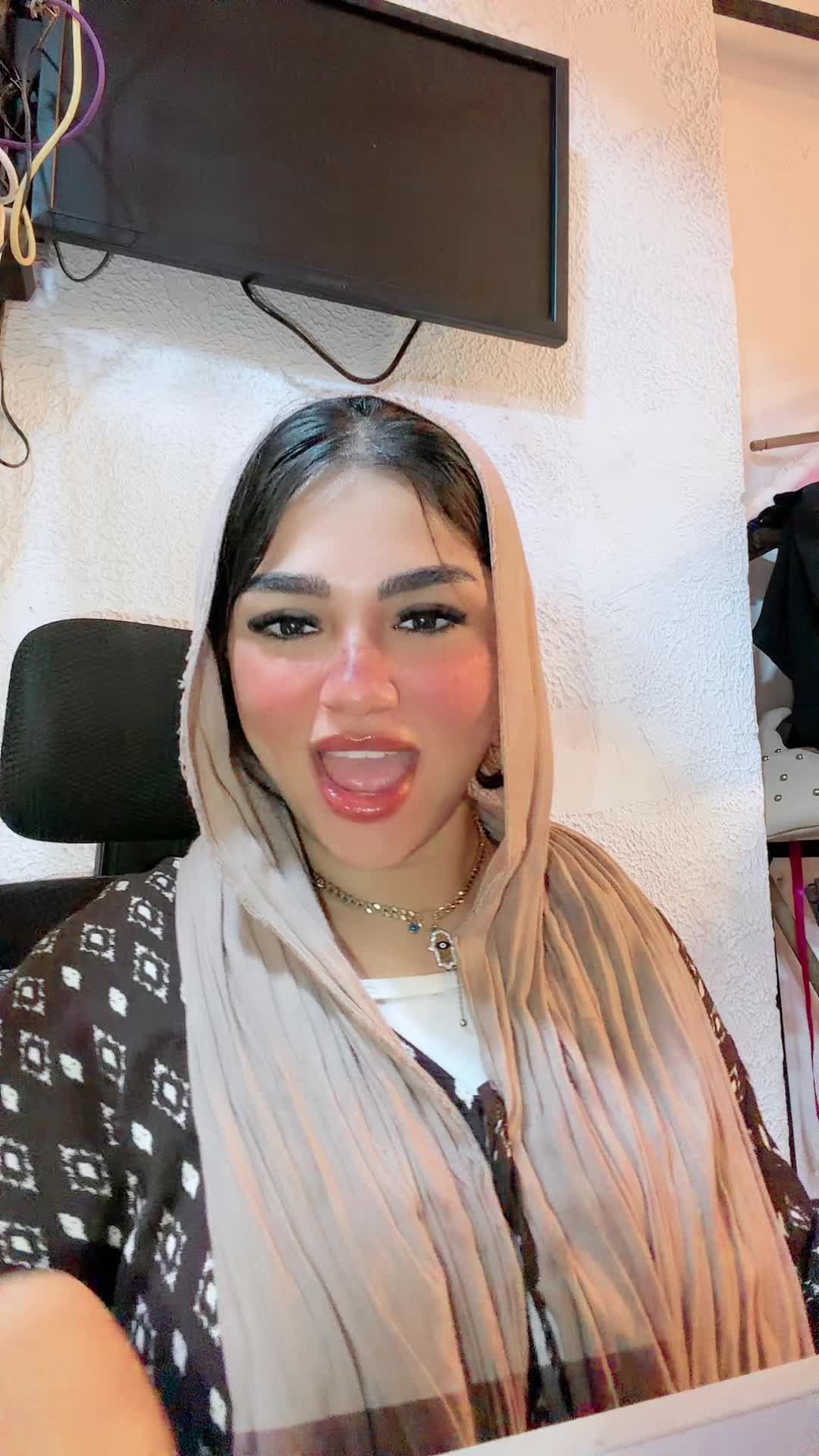 @LOGYELSONY