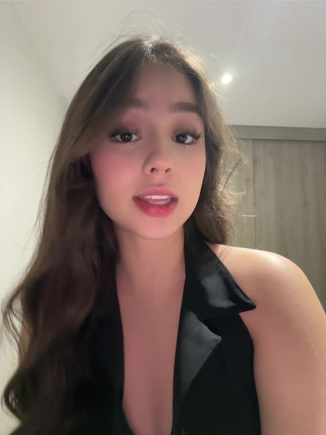 @Ana María