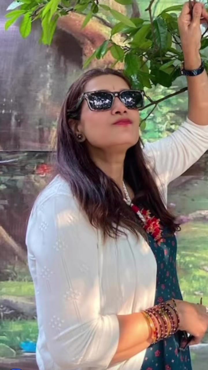 @Sumitra Adhikari 🧿