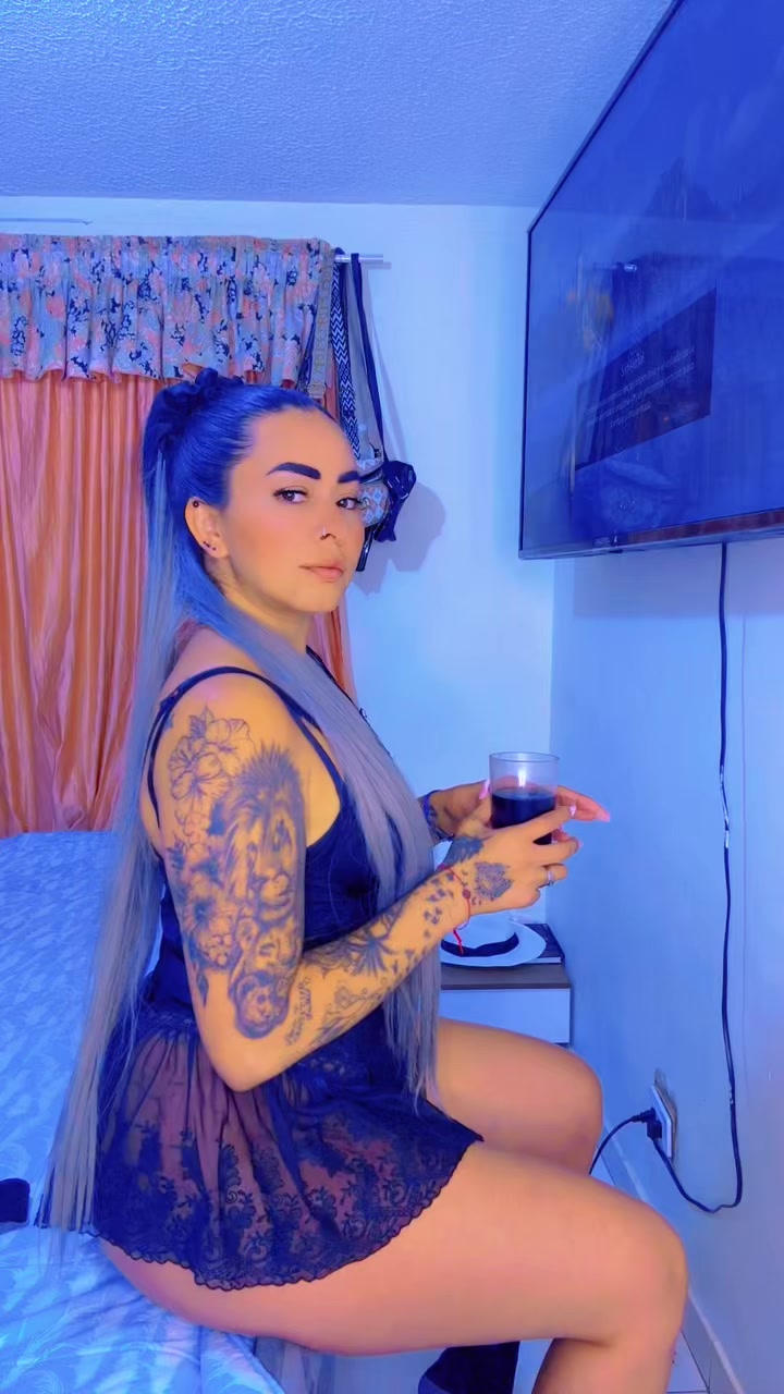 @💜LINDA LUCERO DE LA VEGA 🇨🇴