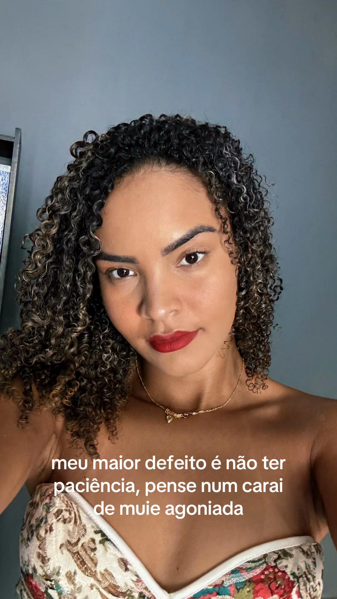 @Quelzinha