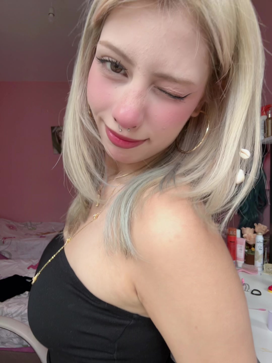 @llarem
