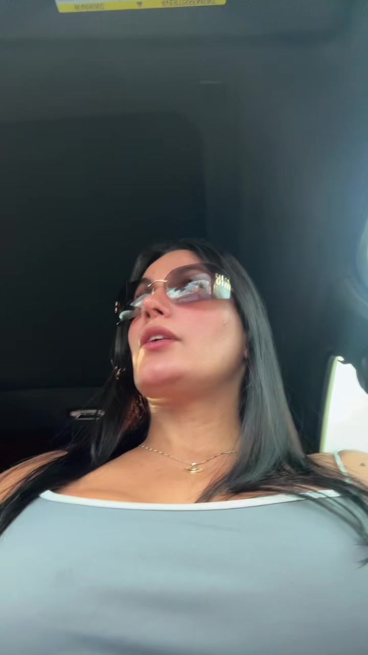 @Karina Brito