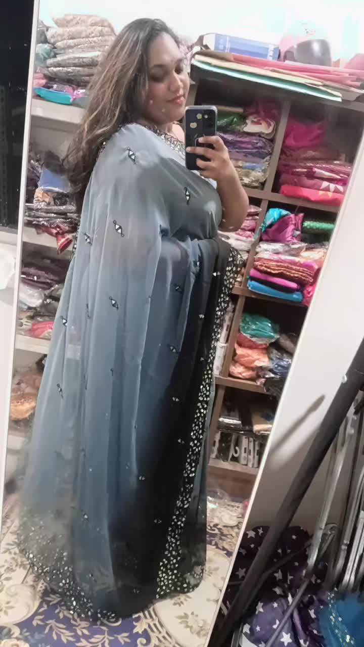 @Julie Ann Exclusive Collection