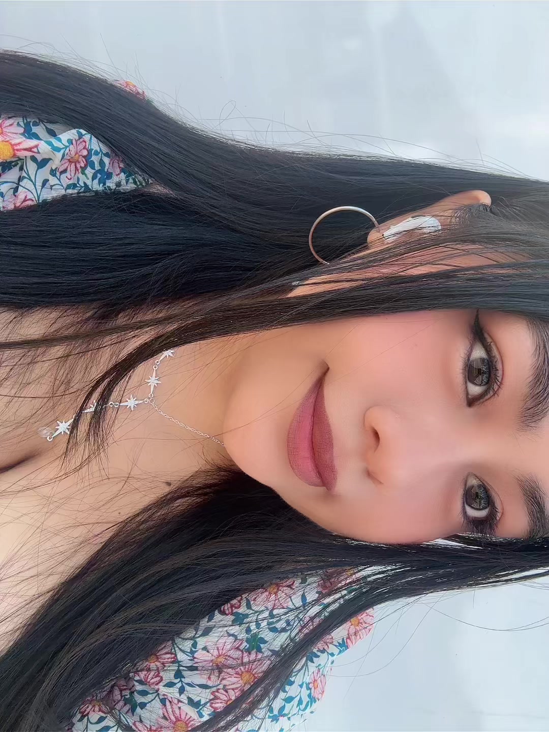 @Hilda🖤🌻