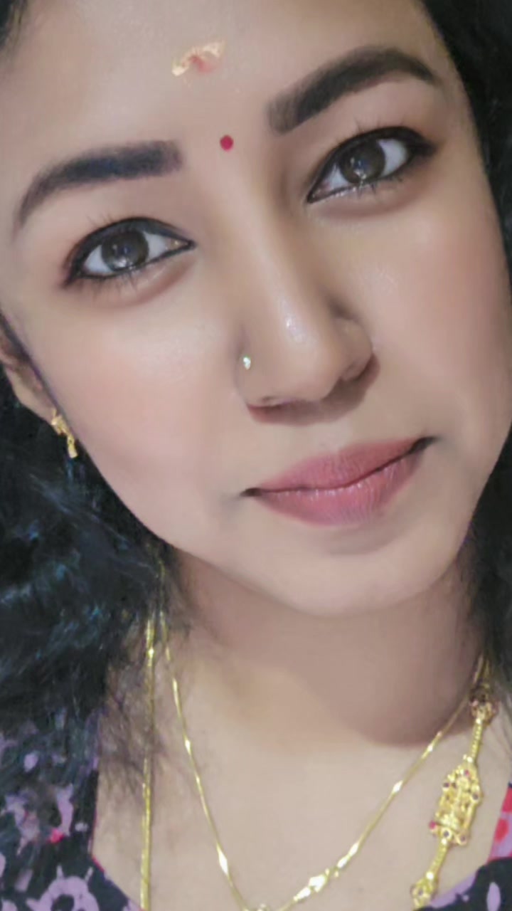 @KaraikudiPonnu_Leka