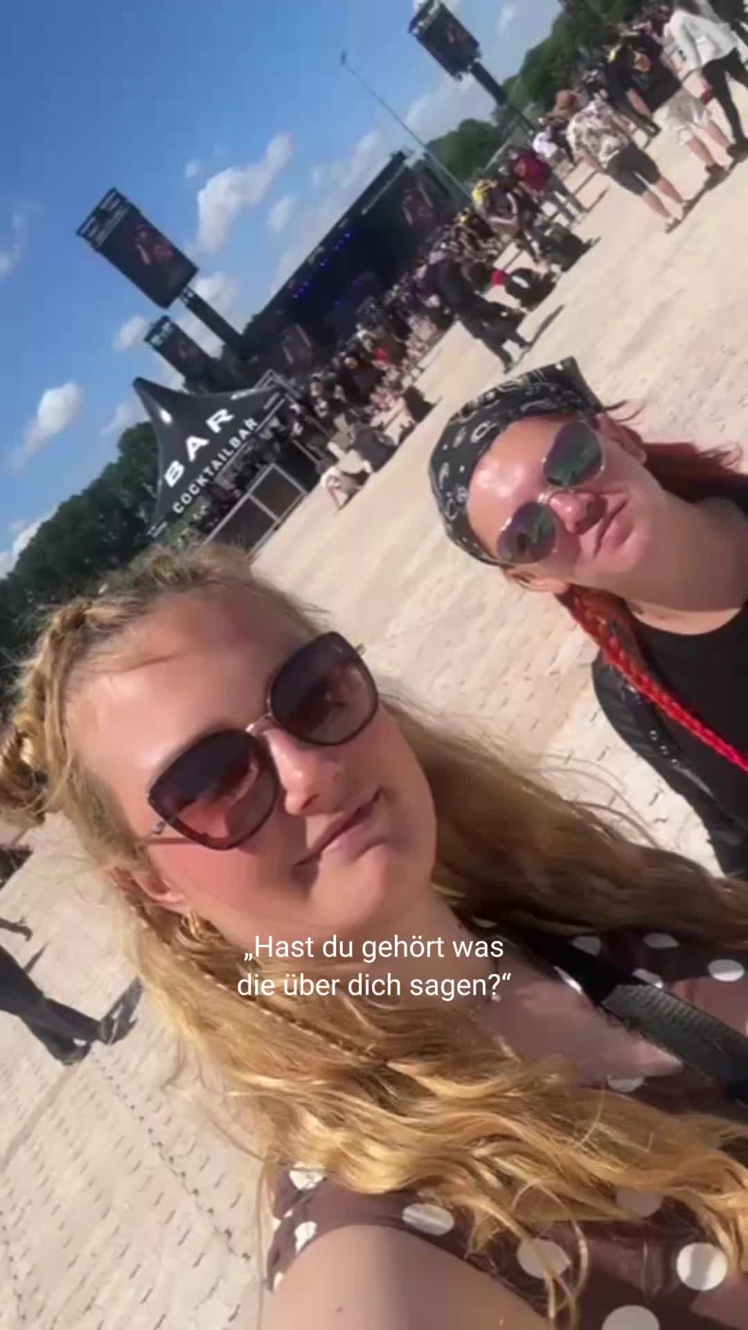 @Lia