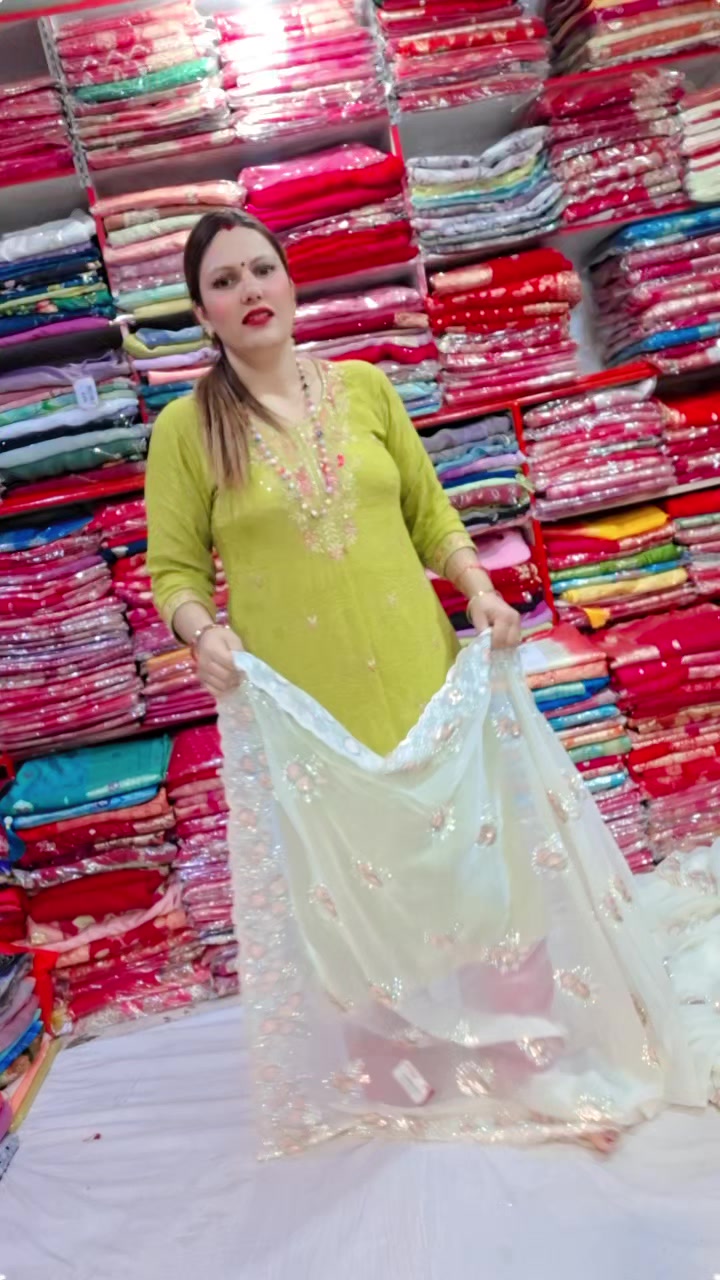 @Alina pandey<3