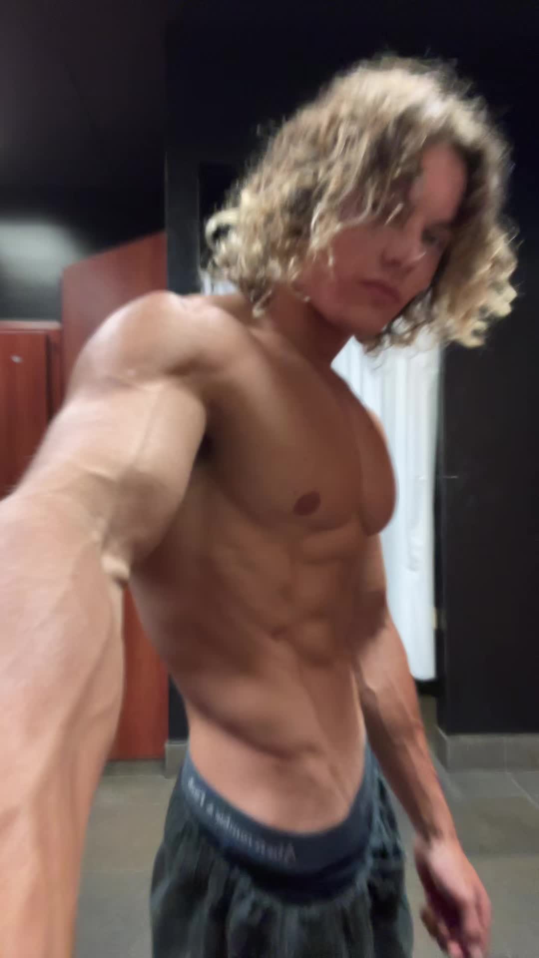@J.O
