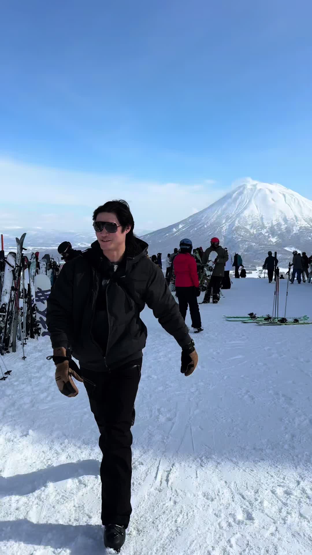 @Alina | 🌎💼 ✈️🏔️🥂