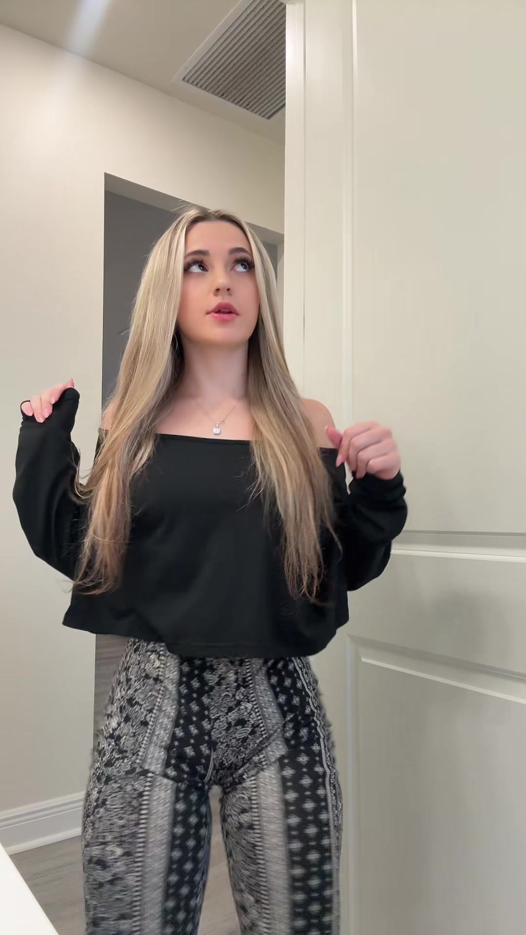 @zzoeyava