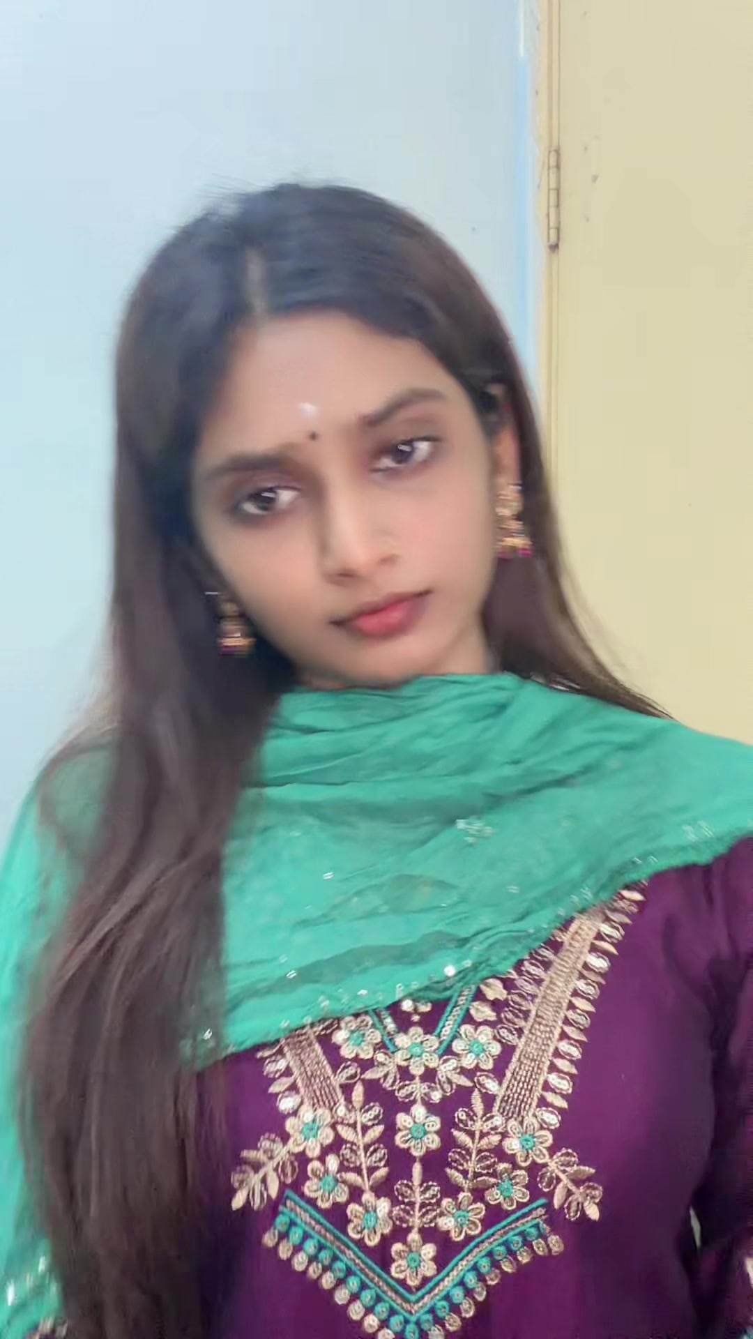 @Thivya 🤍