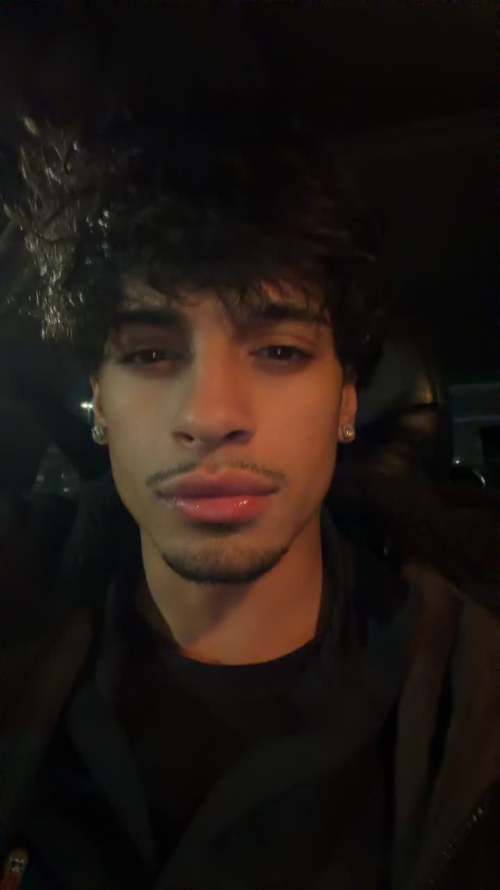 @Ja4️⃣