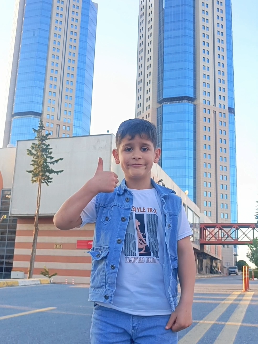 @𝙀𝙇𝙔𝙀𝙎𝘼_04