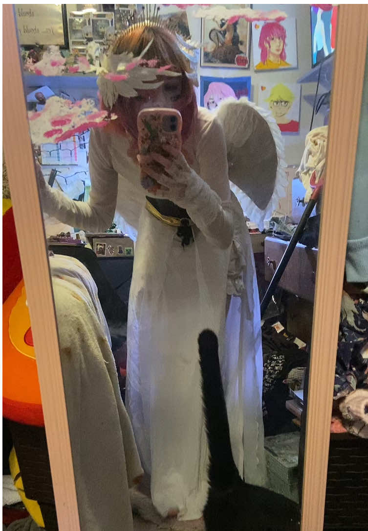 @˚₊‧꒰ა Angel ໒꒱ ‧₊˚