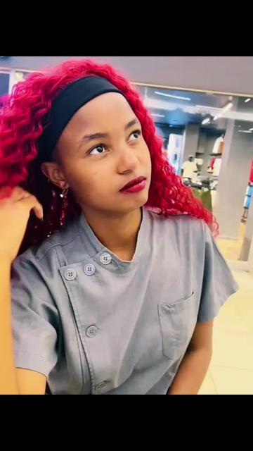 @Lolly_The Hipster0894