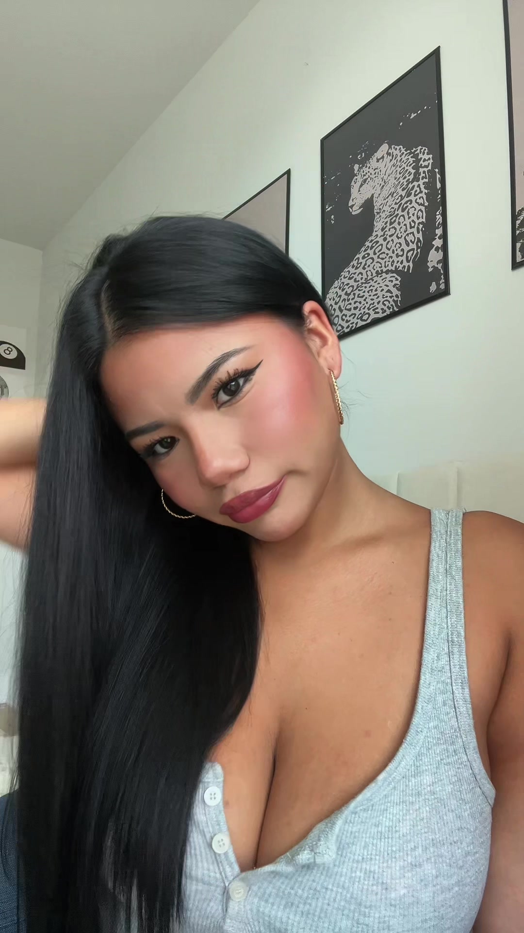 @VALENTINA