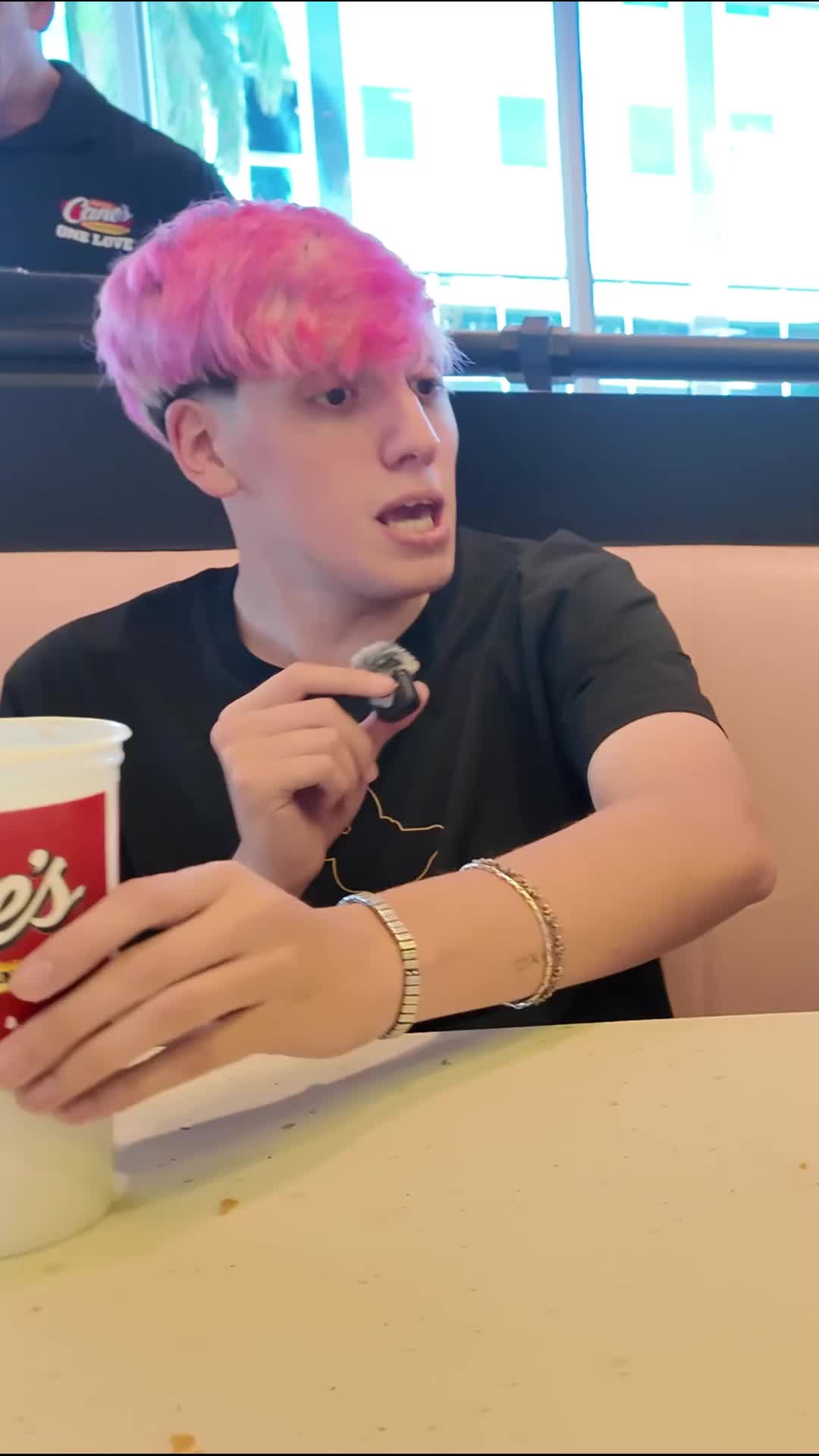 @guilleclips