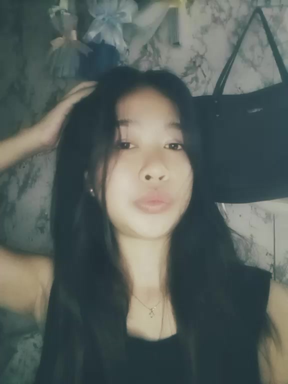 @Ella