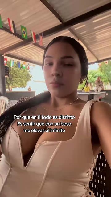 @Maria González