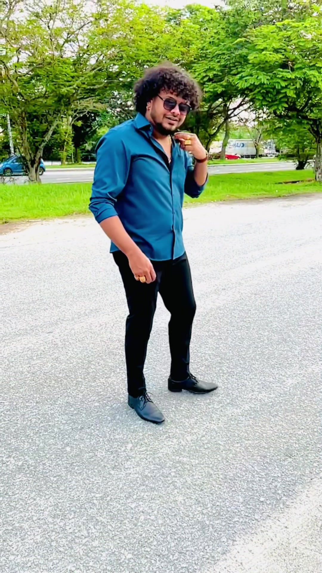 @Tharmavelan8