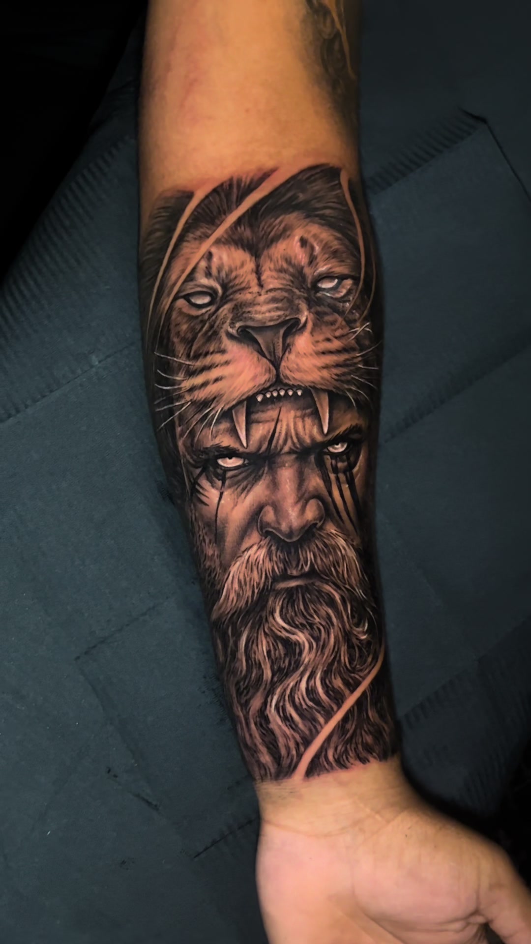 @Vitor Hugo ( Tattoo ) ⚫️