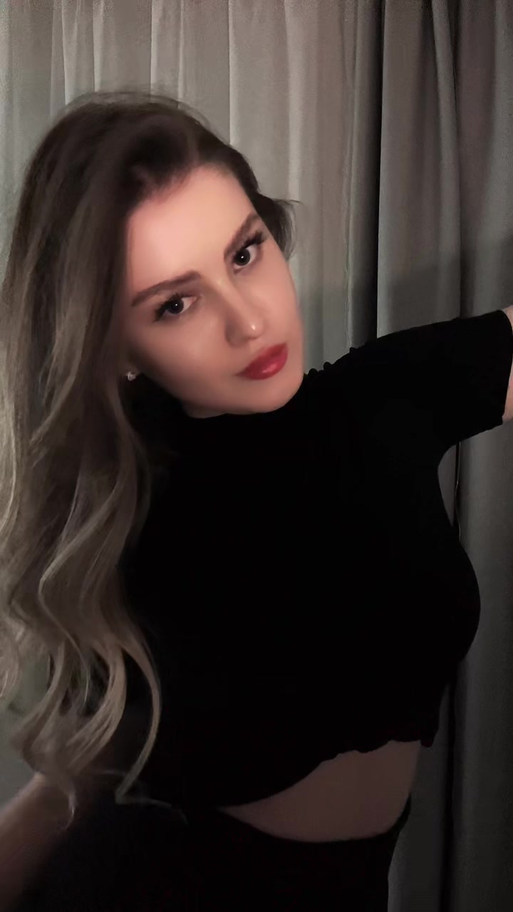 @Анечка🪽