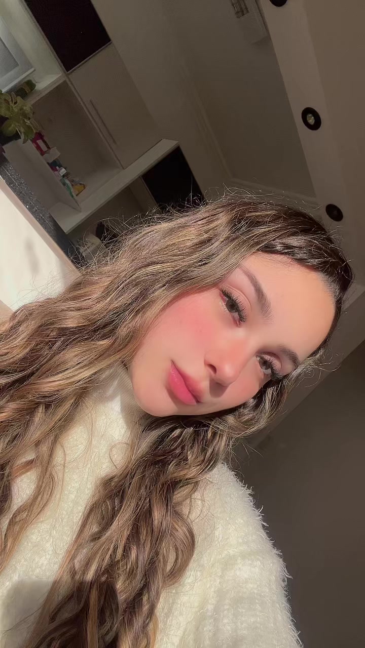 @laura_zimpek