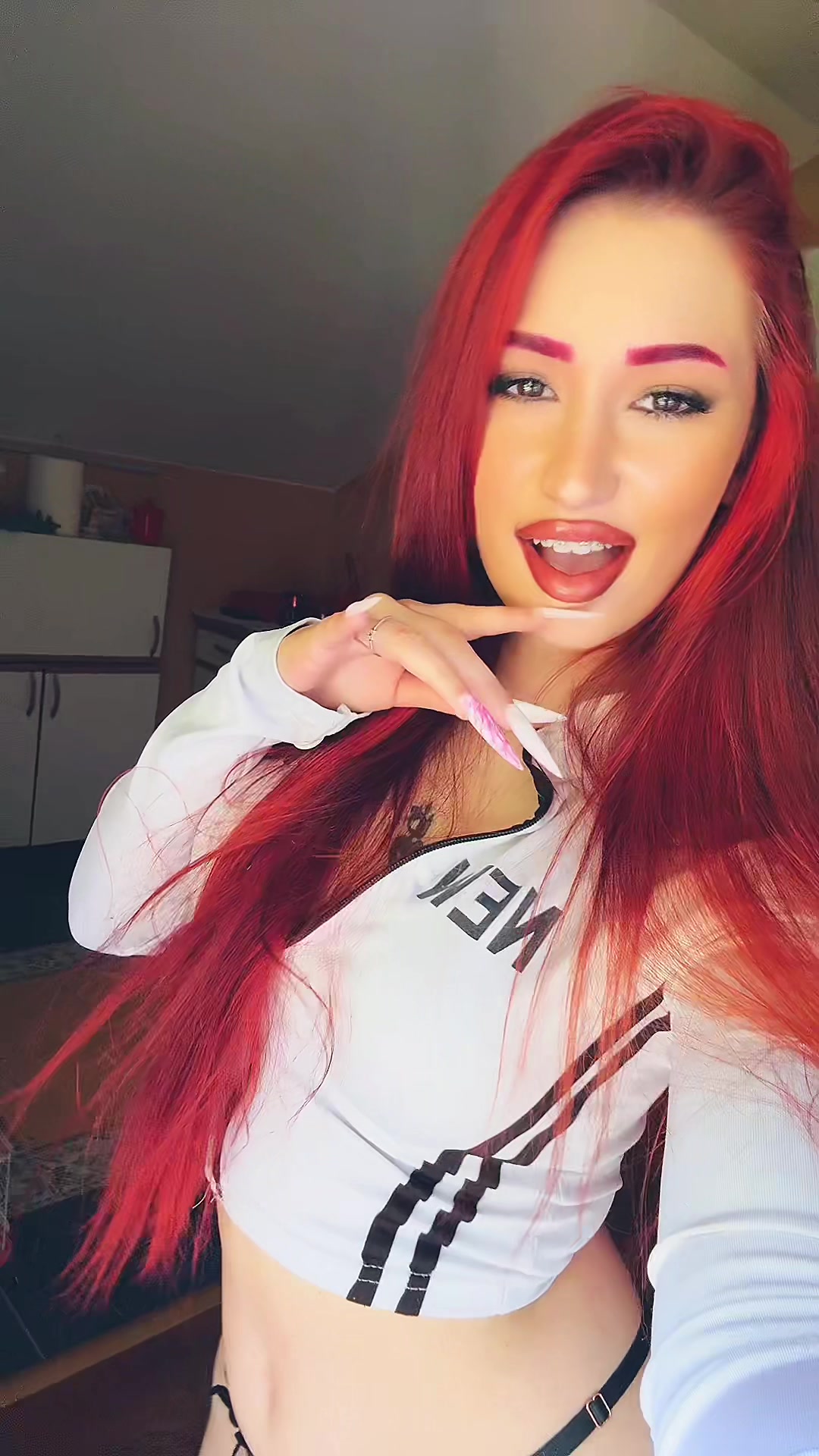 @elenasvrzic_